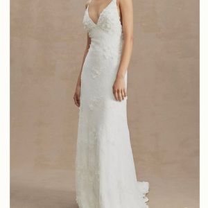 GORGEOUS wedding dress! Brand:BHLDN Meadow V-Neck Floral Appliqué Sheath